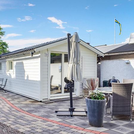 Gorgeous Home In Borgholm With Wifi Bagian luar foto